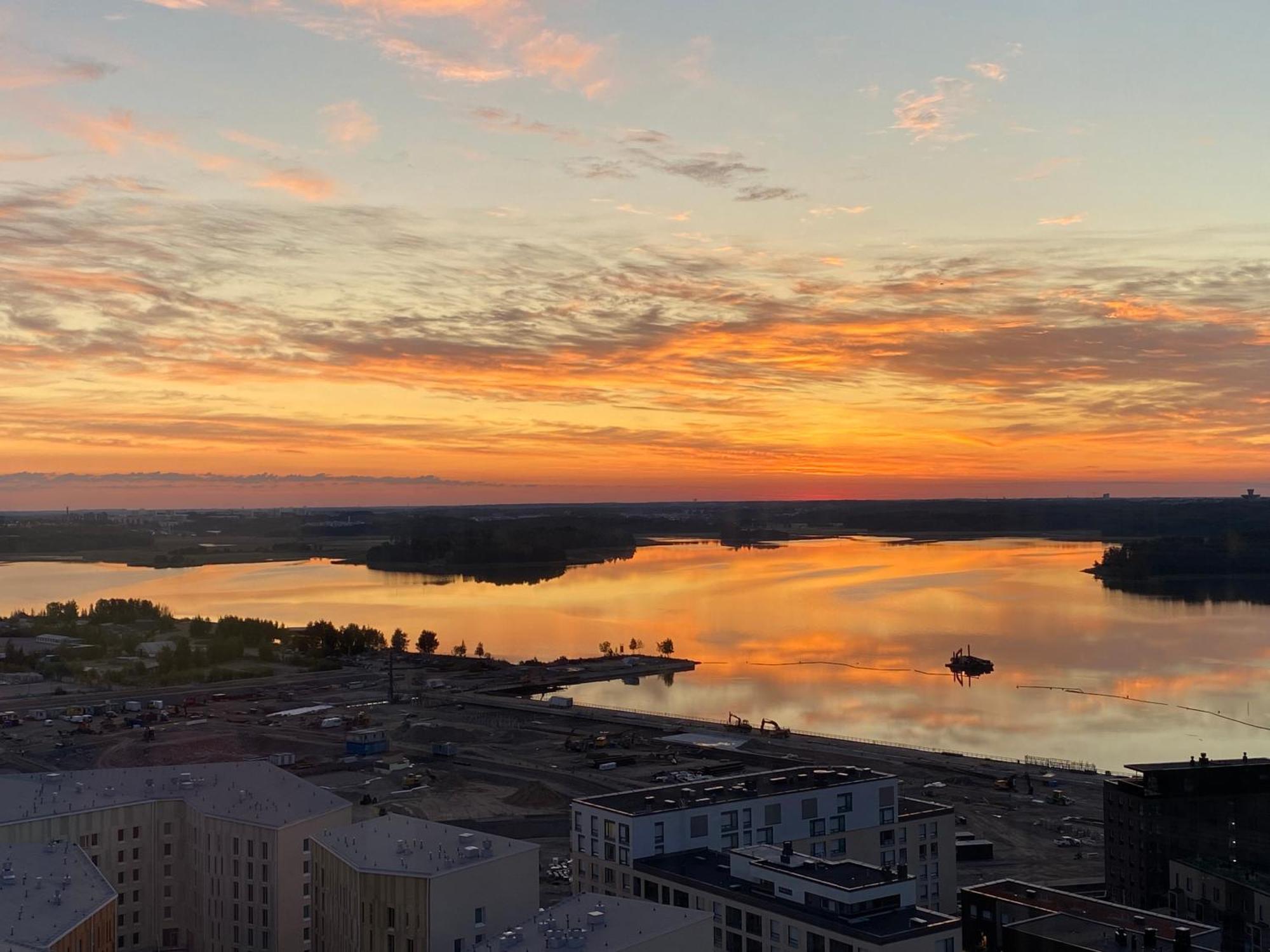 18Th Floor Helsinki High Point 1 Bdr Apartment With City View - Free Garage Parking Екстер'єр фото